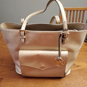 Michael Kors jet set large tote